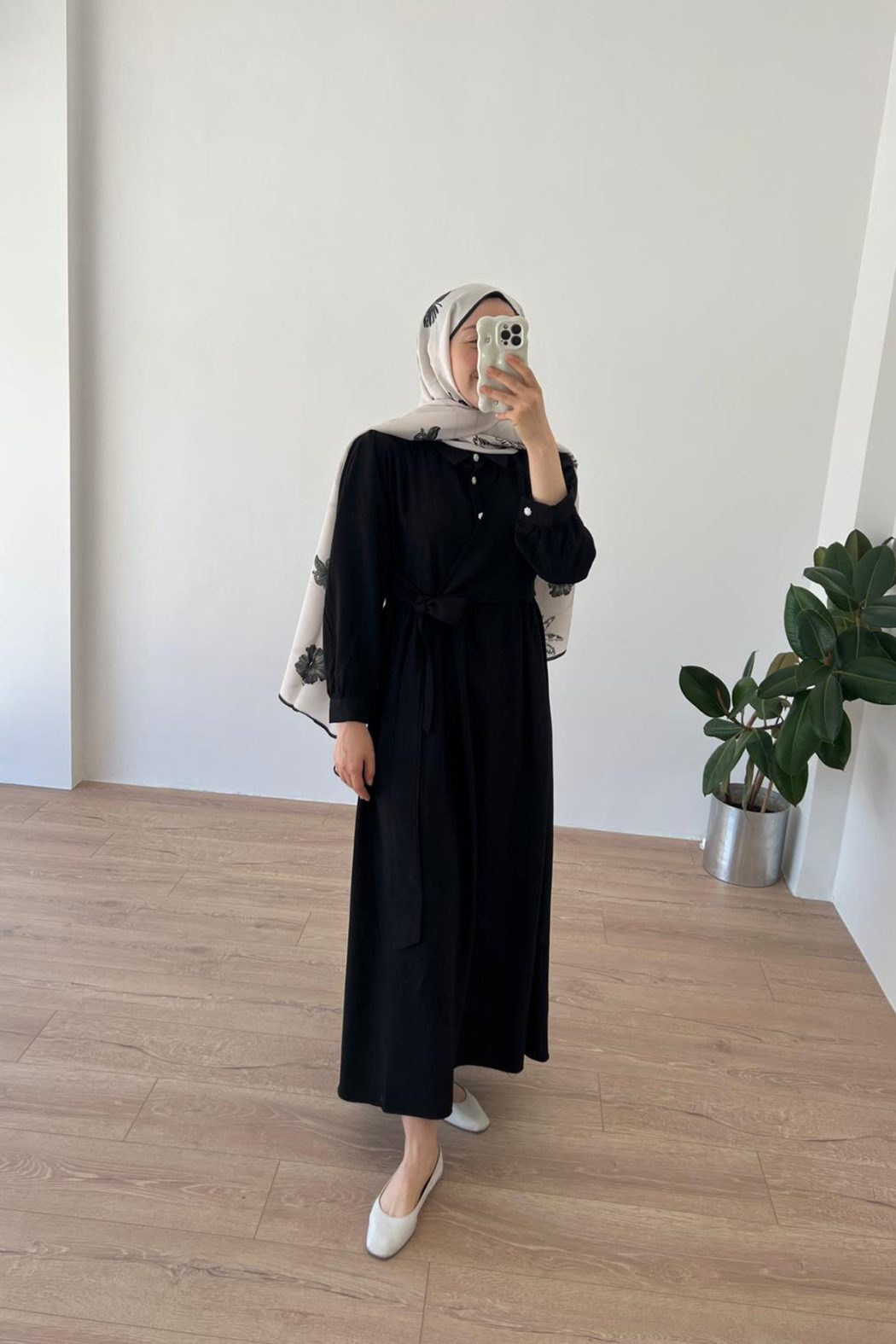 Belden Bağlamalı Elbise Siyah - Görsel 1