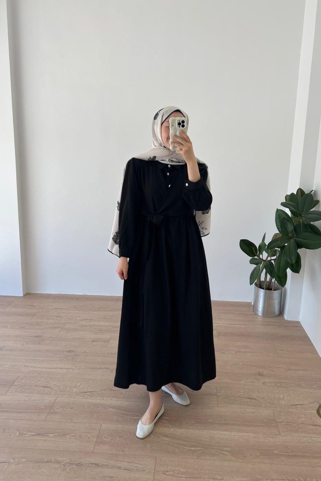 Belden Bağlamalı Elbise Siyah - Görsel 4