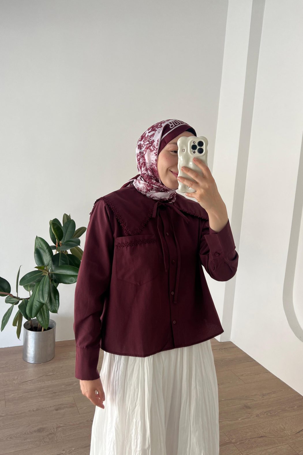 Yaka Detay Krop Gömlek Bordo - Görsel 4