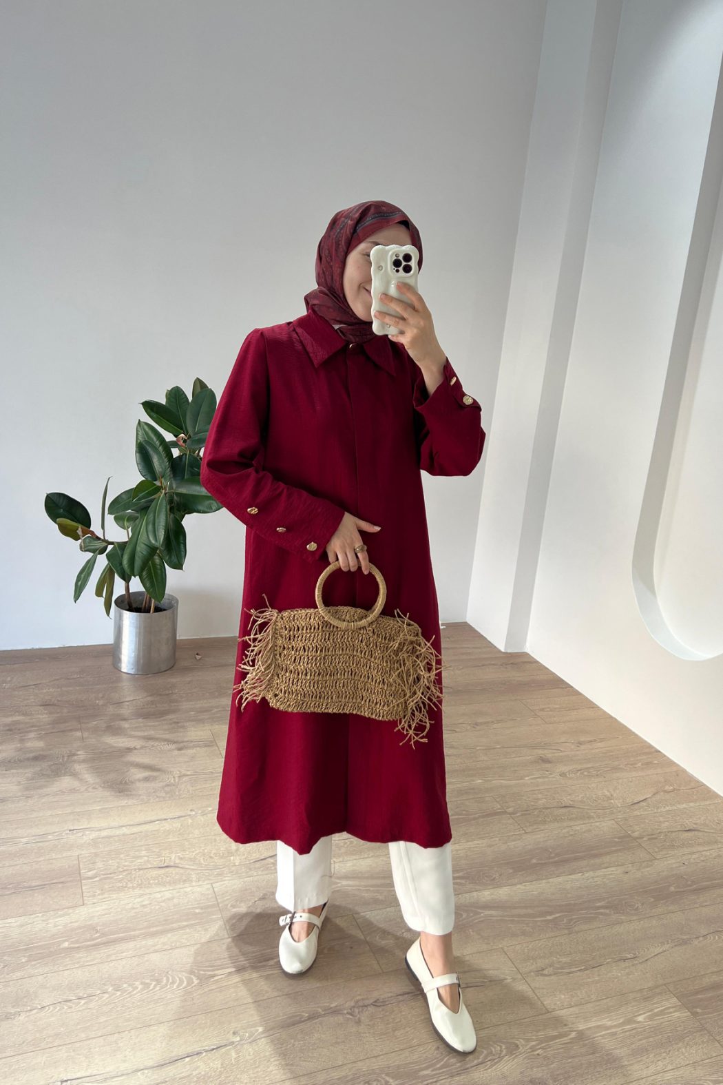 Düğme Detaylı Maxi Gömlek Bordo - Görsel 3